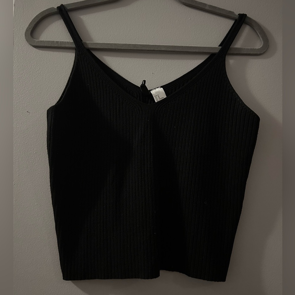 H&M Black Ribbed Crop Top